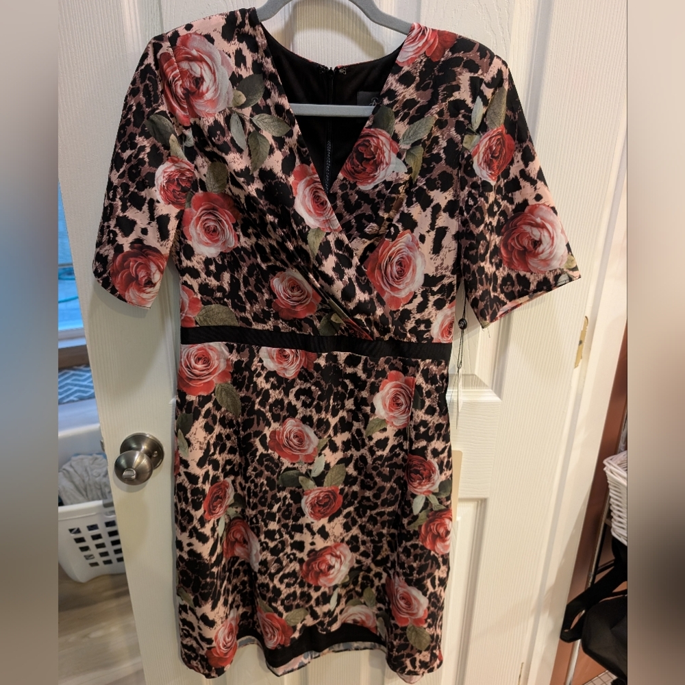Adrianna Papell Floral Leopard Print Dress NWT Size 10